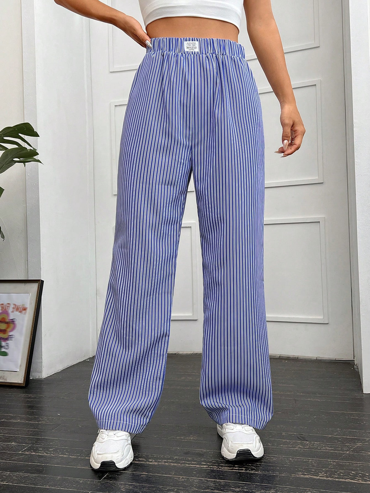 Qutie Striped Print Letter Patched Detail Pants