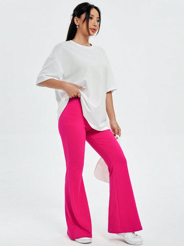 Women's Cartoon Letter & Floral Printed T-Shirt And Flared Pants Set