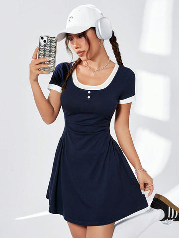 Women's Colorblock Short Sleeve Square Collar Pleated A-Line Flare Dress