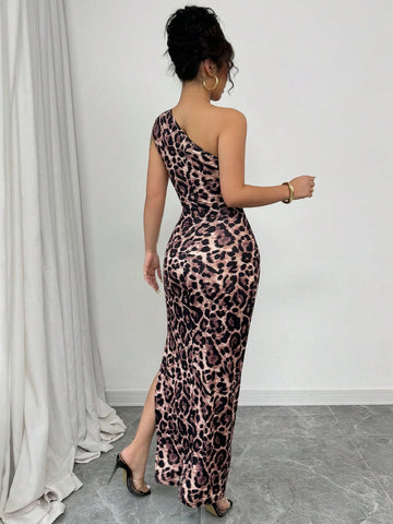 1pc Leopard Print Asymmetrical Neck Bodycon Mini Dress, Printed Bodycon Dress, Leopard Print Asymmetric Bodycon Side Slit Waist Cinched Sexy Dress