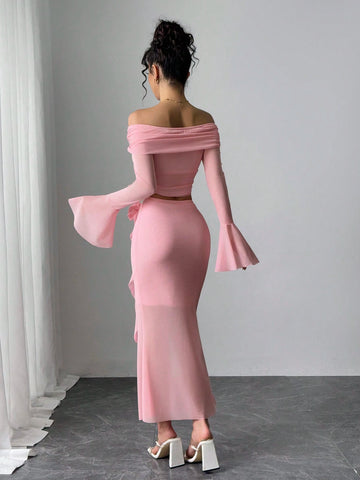 Fashionable Sexy Long Sleeve Off Shoulder Crop Top And Bodycon Mini Skirt 2-Piece Set