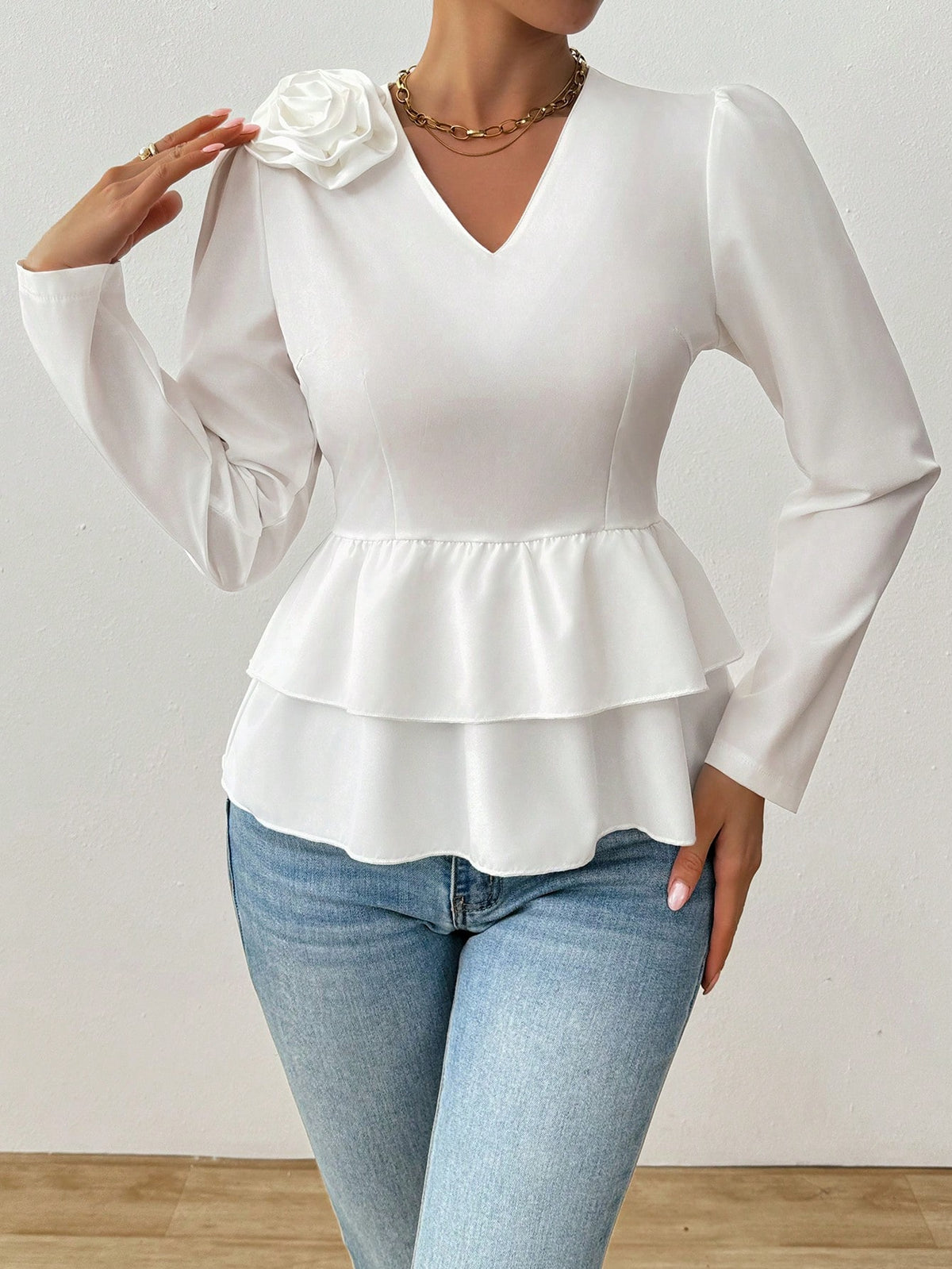 Raffinéa V-Neck Casual Plain Color Long Sleeve Shirt, Minimalist Fashion For Everyday Wear, Spring/Autumn