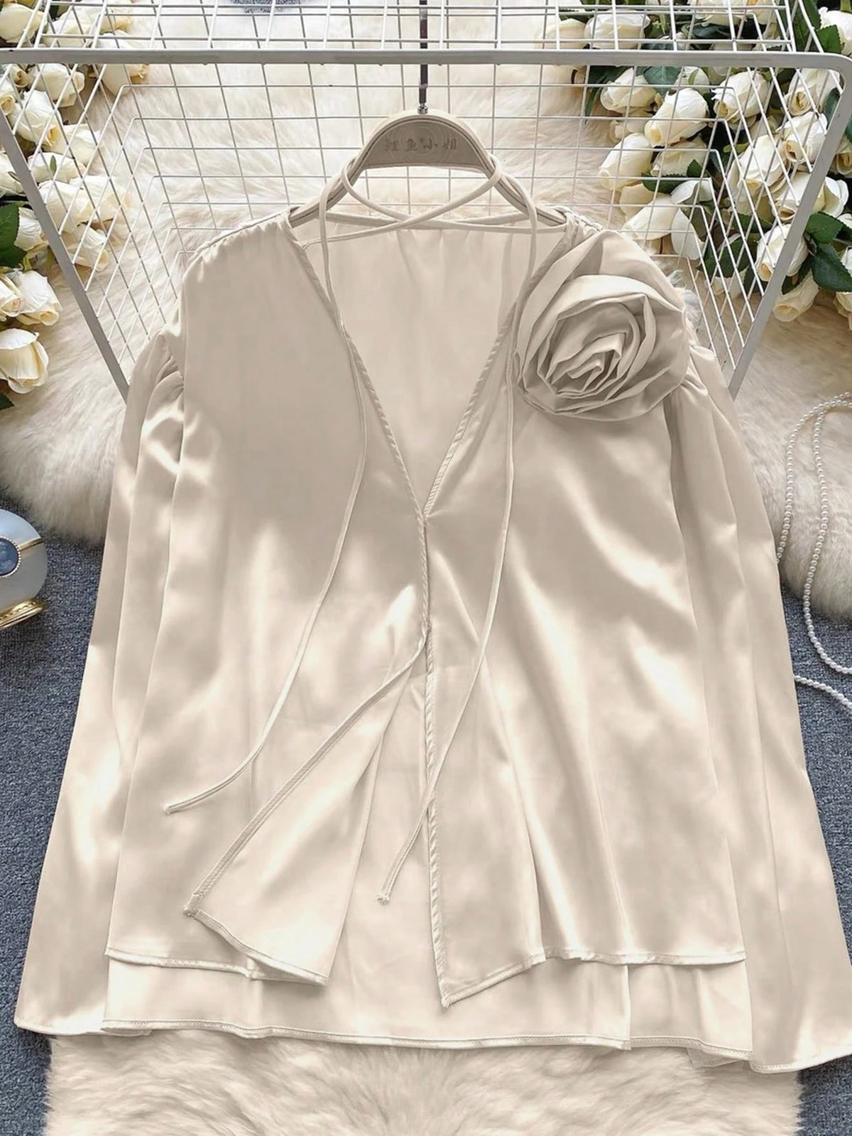 Women's Elegant V-Neck 3D Floral Long Sleeve Shirt