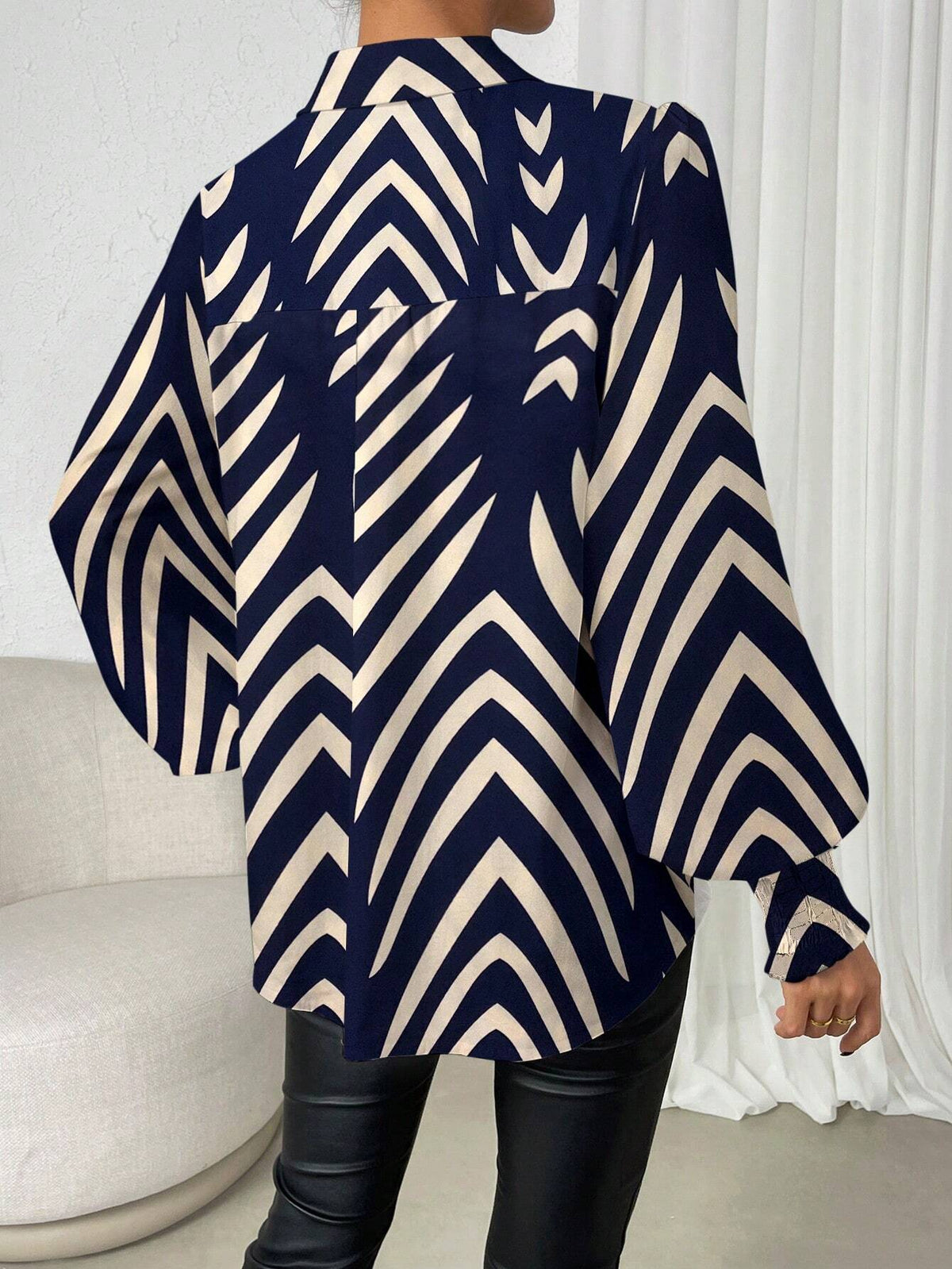 Raffinéa Women's Front Button Long Sleeve All Over Print Casual Blouse, Daily Wear