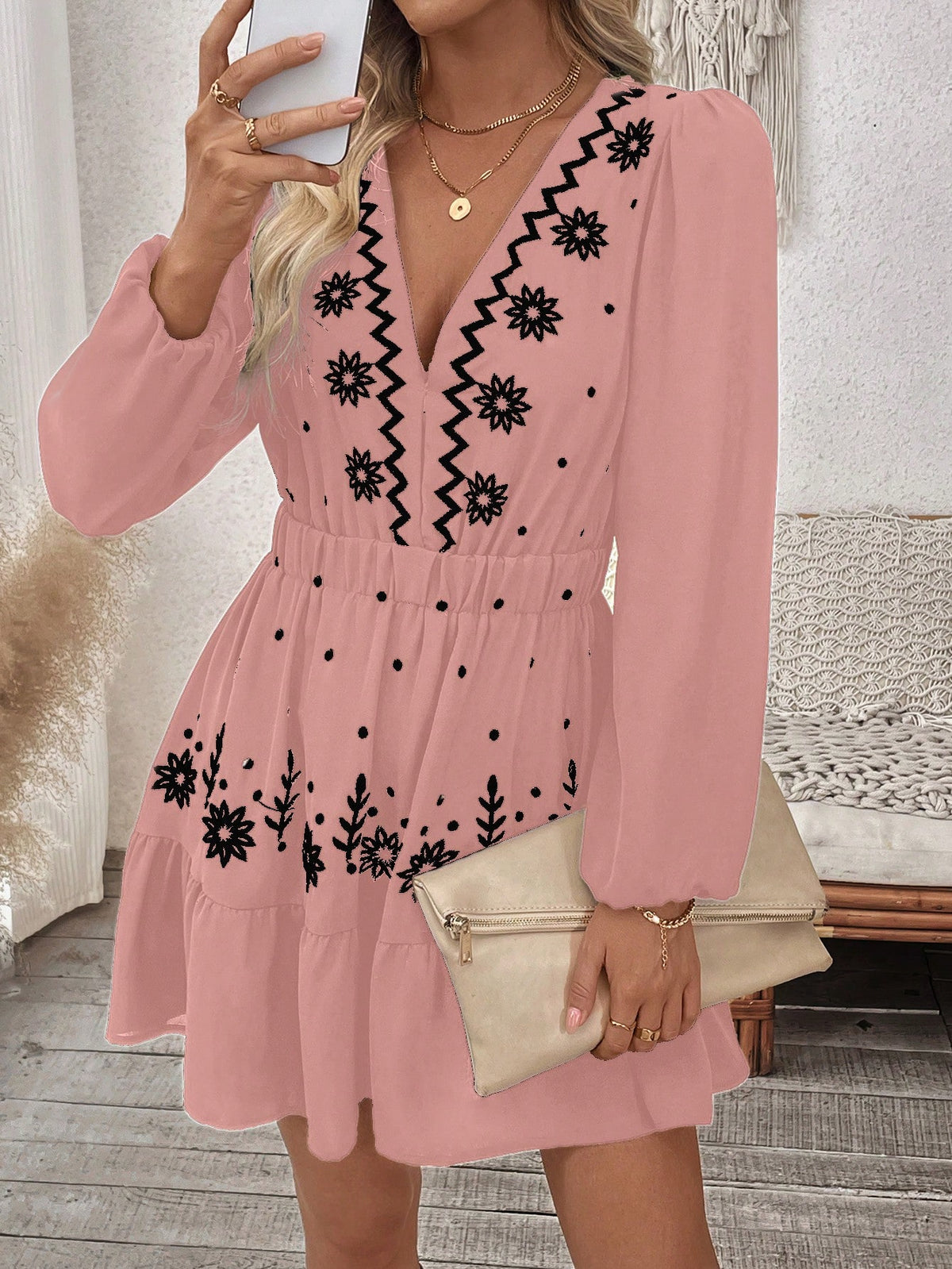 Women's Floral Print V-Neck Lantern Sleeve Short Elegant Dress