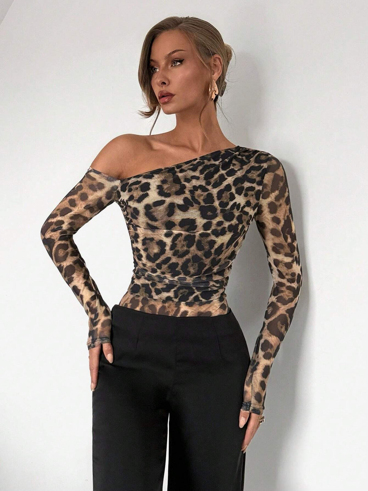 Women's Fashion Leopard Print Mesh Long Sleeve Open Shoulder Bodysuit
