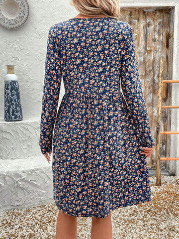 Ease Women's Ditsy Floral Round Neck Loose Fit Short Dress, Vacation Style