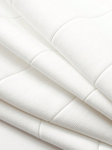 Fashionable And Gorgeous Women's White Bandage Pit Pattern Chest Details Hollowed Out Sexy Vacatio