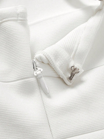 Fashionable And Gorgeous Women's White Bandage Pit Pattern Chest Details Hollowed Out Sexy Vacatio