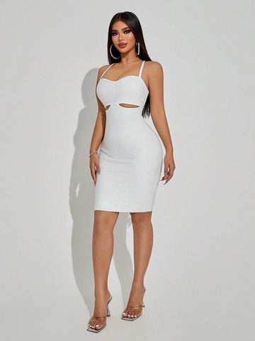 Fashionable And Gorgeous Women's White Bandage Pit Pattern Chest Details Hollowed Out Sexy Vacatio