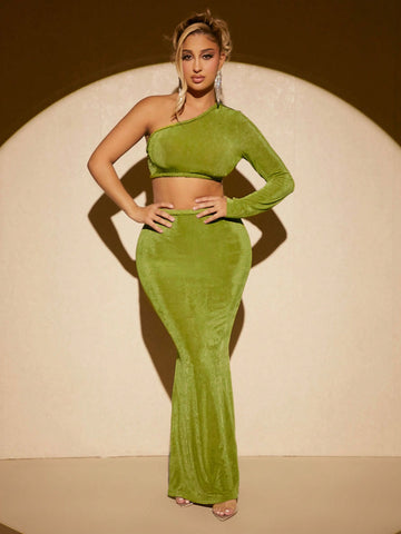 One Shoulder Crop Top & Mermaid Hem Skirt