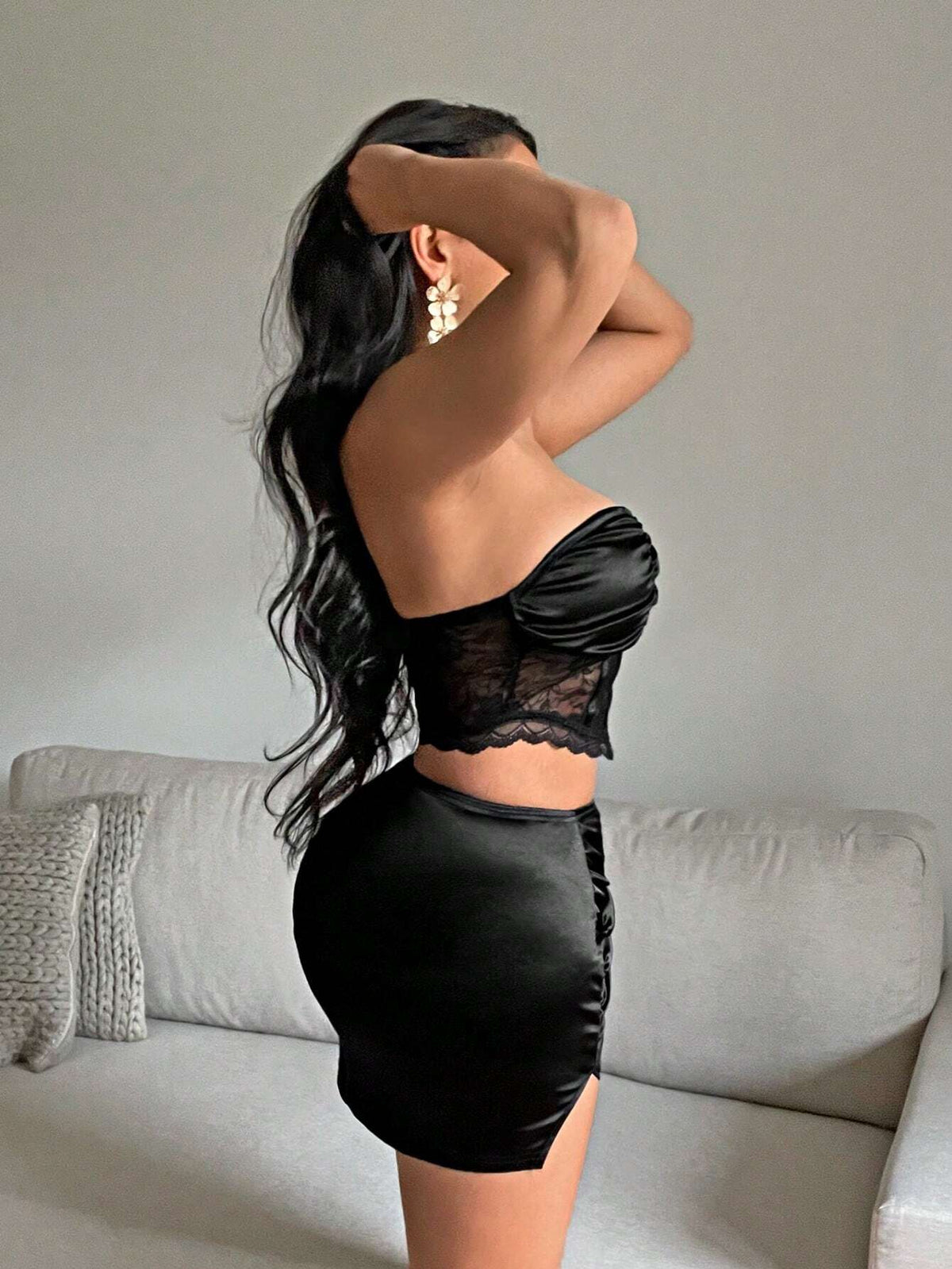 Sexy And Elegant Lace Splice Hollow Out Short Top And Mini Skirt Set For Ladies At Dance Parties In Summer