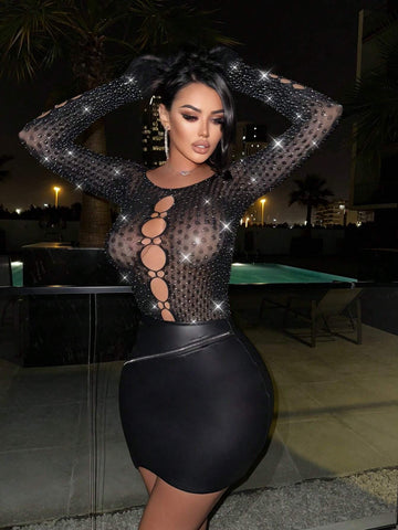 Solid Color Round Neck Hollow Out Rhinestone Embellished Long Sleeve Fashion Bodysuit