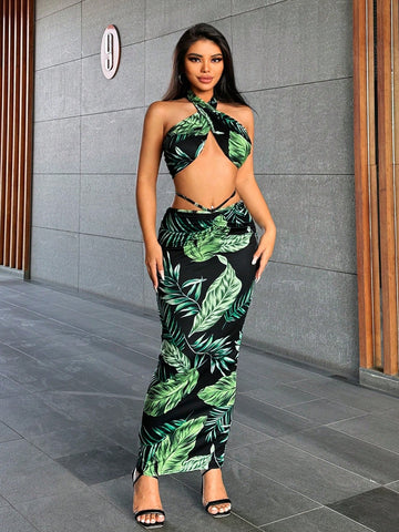 Summer Bohemian Holiday Set With Green Tropical Plant Print Halter Neck Vest And Long Skirt - Two Piece Set