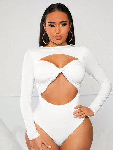 Women'S Twist Knot Cutout Bodysuit With Chest Coverage