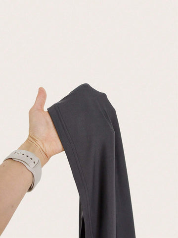 Women 2 Sets Of Summer Solid Color Round Neck Loose Short Sleeve T-Shirt And Shorts Casual Outfit