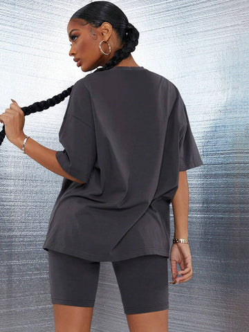 Women 2 Sets Of Summer Solid Color Round Neck Loose Short Sleeve T-Shirt And Shorts Casual Outfit