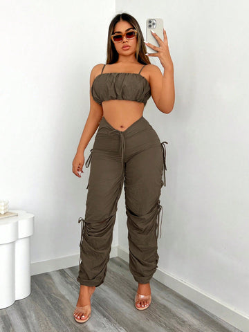 Women's Ruffle Trim Drawstring Nylon Cargo Tank Top And Distressed Jeans 2pcs Set
