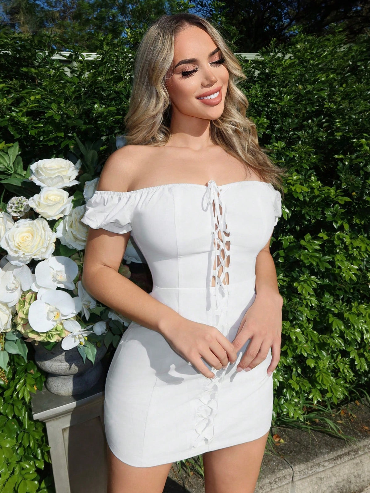 Women's Sexy Strapless Bubble Sleeve Mini Dress With Vacation Style