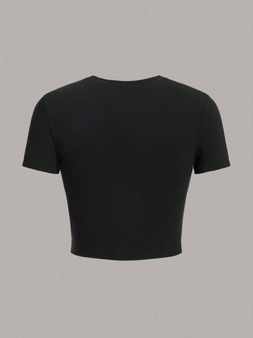 Casual Minimalist Pattern Round Neck Short Sleeve Fitted Cropped Women T-Shirt, Suitable For