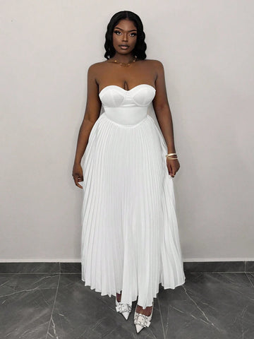 Elegant Bust-Hugging Strapless Sleeveless Pleated Skirt White Satin Long Skirt For Women