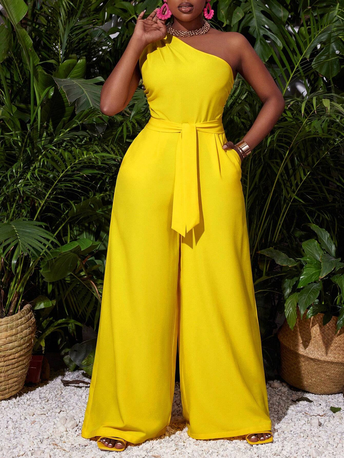 Elegant Vacation Party Jumpsuit For Women With Single Shoulder, Waist Tie, Wide Leg Pants And Woven Fabric-Z