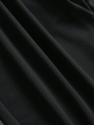 Hip-Hop Street Style Letter Skull Printed Loose Fit Women's 2pcs/Set Short Sleeve T-Shirt And Shorts Suitable For Summer