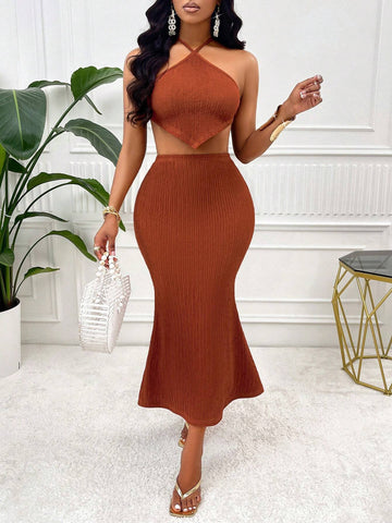 Leisure Vacation Halter Top & Skirt & Sweater Ties At The Back.