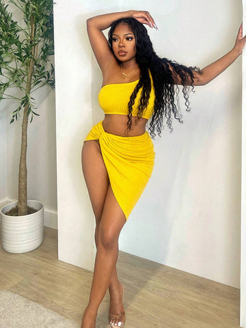 Solid Color Asymmetrical Neckline Sleeveless Top And Thigh Length Split Skirt Two Piece Set