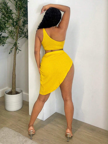 Solid Color Asymmetrical Neckline Sleeveless Top And Thigh Length Split Skirt Two Piece Set