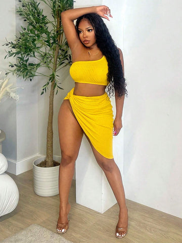 Solid Color Asymmetrical Neckline Sleeveless Top And Thigh Length Split Skirt Two Piece Set