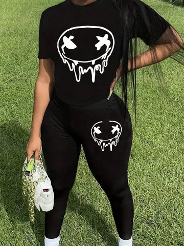 Women's Face Print Short Sleeve Round Neck T-Shirt And Pants Two Piece Set