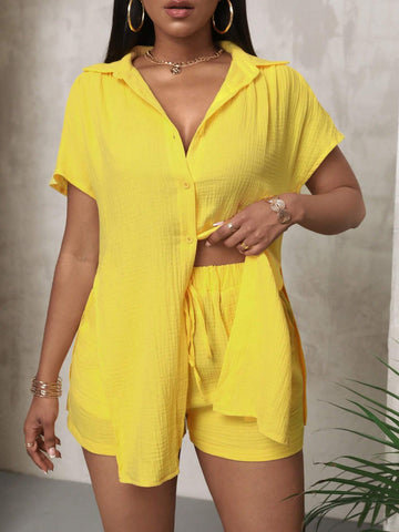 Women's Fashionable Solid Color Double-Layered Texture Short Sleeve Top And Shorts Set