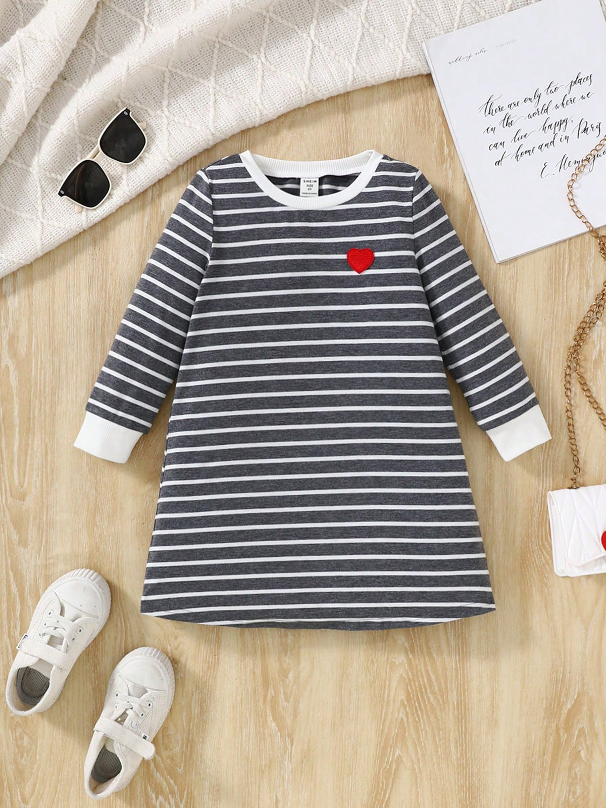 Striped Heart Pattern Round Neck Long Sleeve Casual Dress For Young Girls, Suitable For Daily Wear, Home & Outdoor