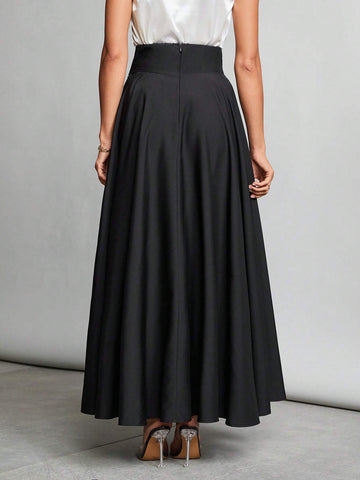 Tall High-Waisted Black Zippered Skirt Suitable For Parties