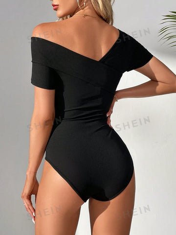 Ladies' Oblique Shoulder Solid Color Simple Bodysuit