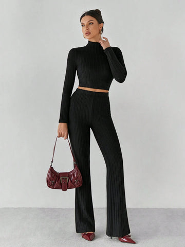 Mock Neck Crop Tee & Flare Leg Pants Back Two Piece Back Two Piece Set