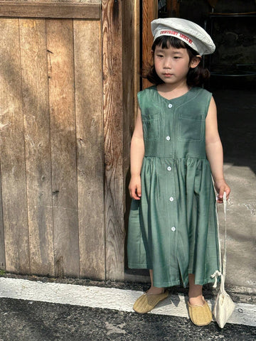 The Skirt Is Versatile, Fashionable, And The Green Color Is Very Trendy And Flattering. The Collar Design Is Comfortable And The Overall Style Is Fully European And Korean.