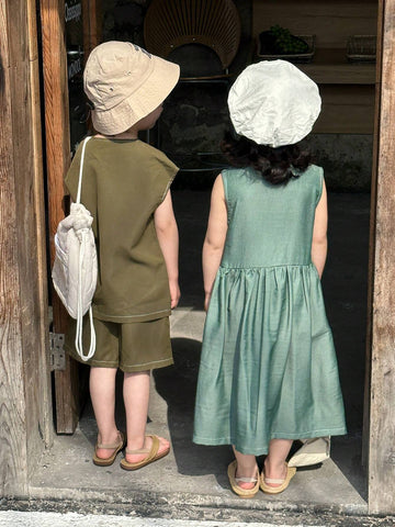 The Skirt Is Versatile, Fashionable, And The Green Color Is Very Trendy And Flattering. The Collar Design Is Comfortable And The Overall Style Is Fully European And Korean.