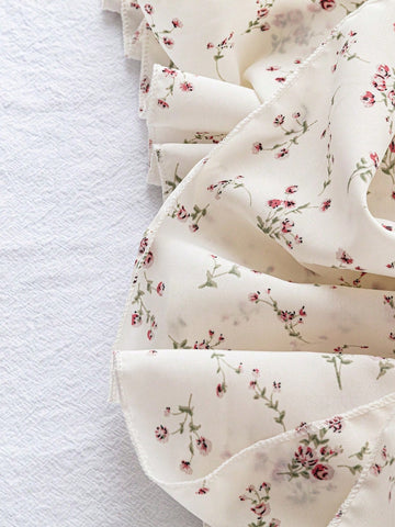 Women's Short Flying Sleeves Vintage Floral Print A-Line Dress With Waist-Cinching