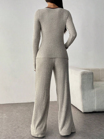 2pcs Women's Casual V-Neck Fitted Contrast Color Ribbed Knit T-Shirt + Loose Ribbed Knit Waistless Pants, Autumn/Winter Season Set
