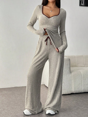 2pcs Women's Casual V-Neck Fitted Contrast Color Ribbed Knit T-Shirt + Loose Ribbed Knit Waistless Pants, Autumn/Winter Season Set