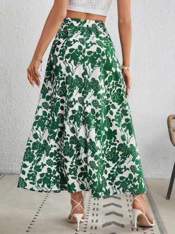 VCAY Allover Floral Print Ruffle Hem Skirt