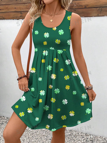 Clover Print Round Neck Pleated Sleeveless Dress