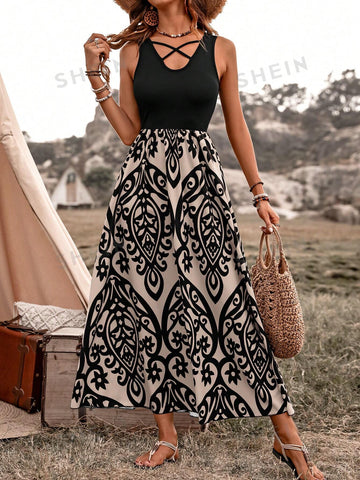 Criss-Cross Spaghetti Straps Sleeveless Knitted Contrast Patchwork Pleated Dress With Hollow Out Deta