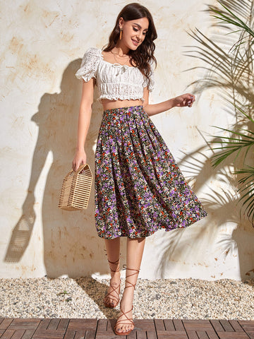 VCAY Ditsy Floral Flare Hem Skirt