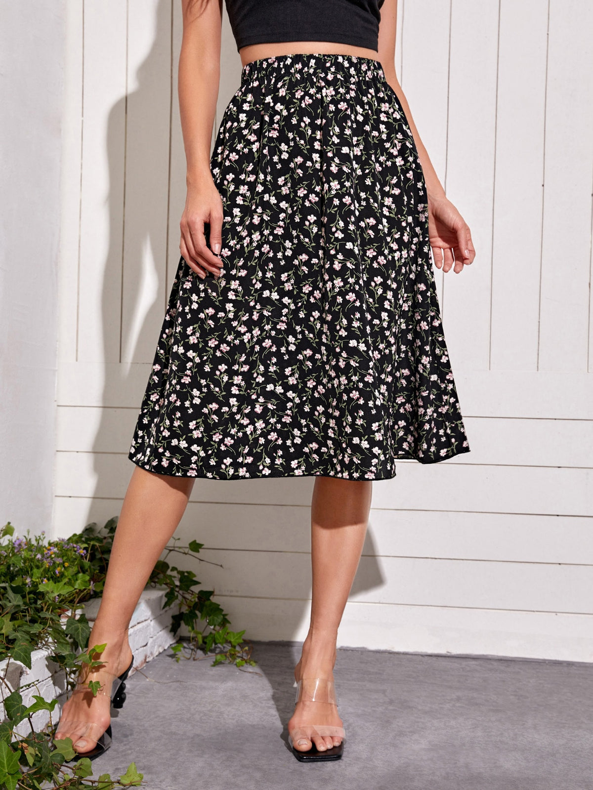 VCAY Ditsy Floral Print Flare Skirt