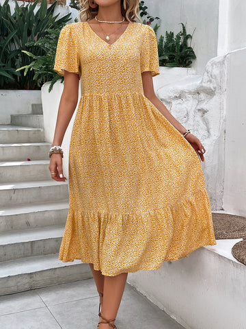 VCAY Ditsy Floral Print Ruffle Hem Dress