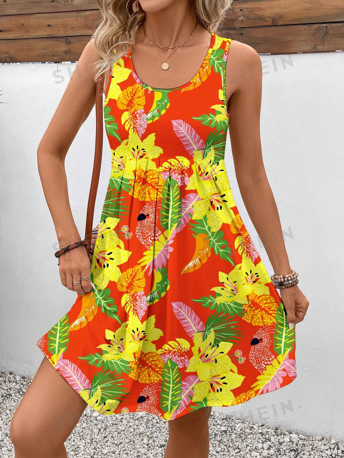 Floral Printed Round Neck Sleeveless Dress