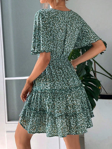 Ladies Fashionable V-Neck Lace Trim Floral Print Dress With Gathered Waist